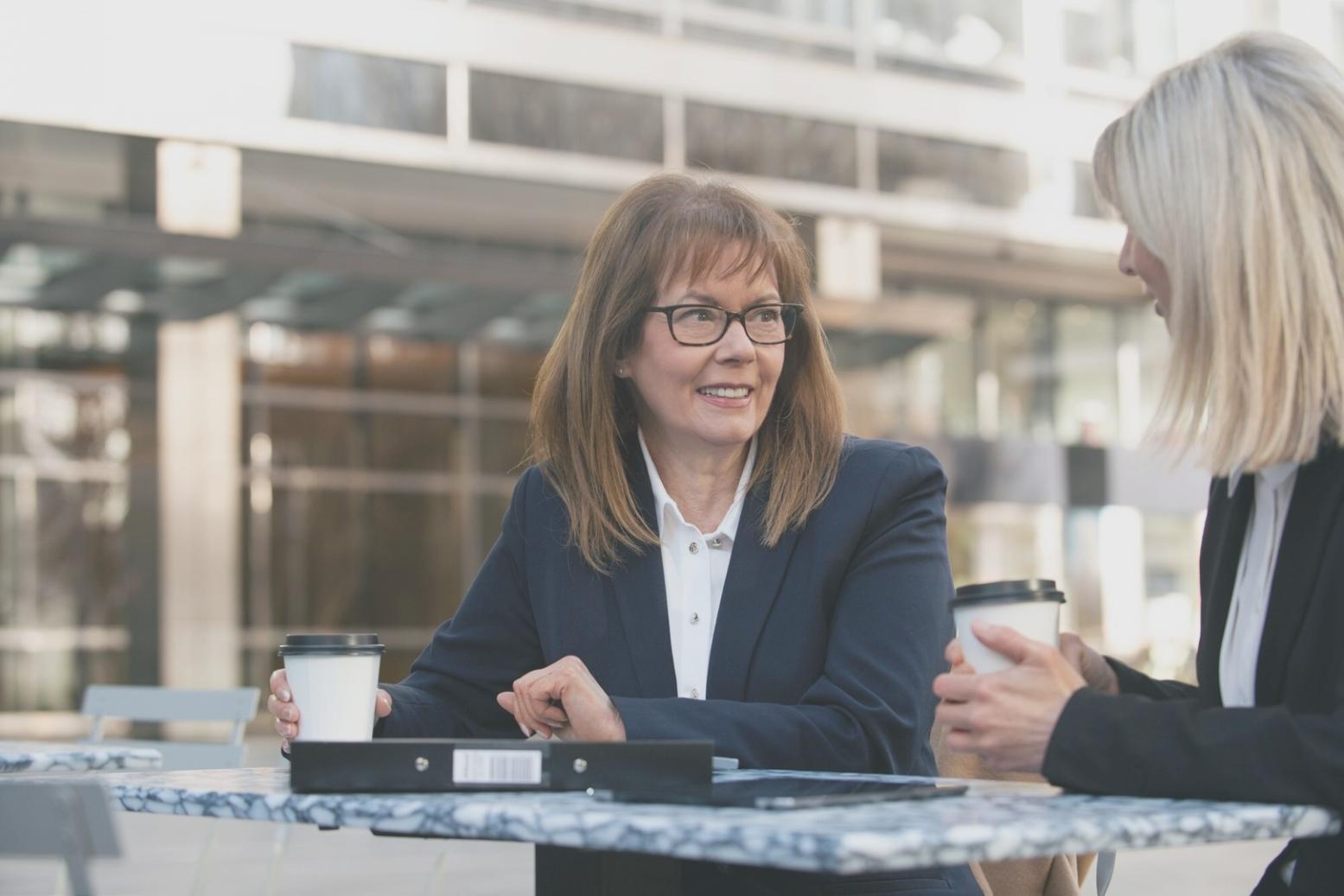 Процесс анализа данных маркетплейсов для оптимизации продаж